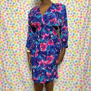 Vintage Jonathan Martin floral dress. Has shoulder pads. Size 9/10.